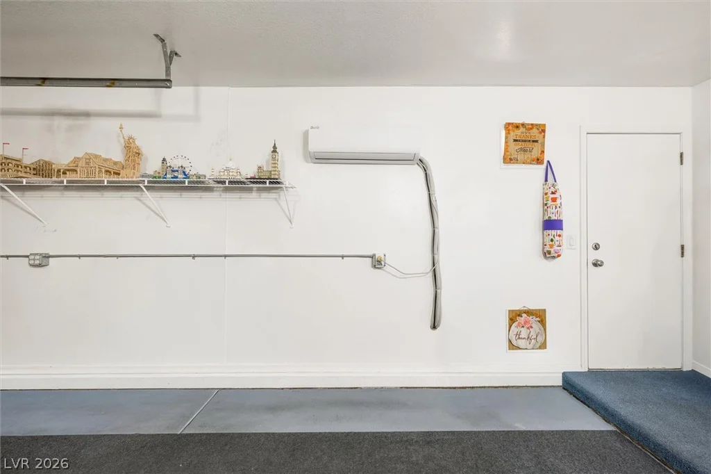 8900 Stoney Point, Las Vegas, NV 89134