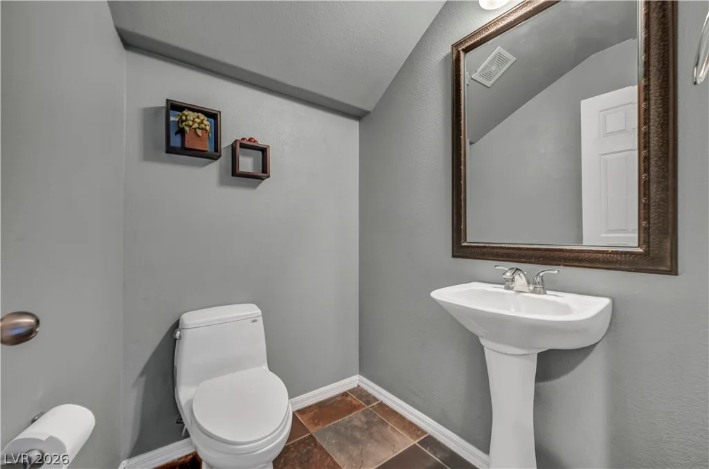 2449 Daks Loden, Henderson, NV 89044