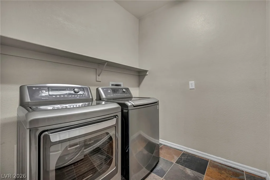 2449 Daks Loden, Henderson, NV 89044