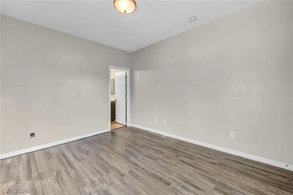 2449 Daks Loden, Henderson, NV 89044