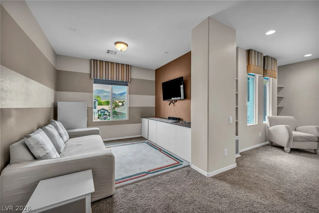 2449 Daks Loden, Henderson, NV 89044