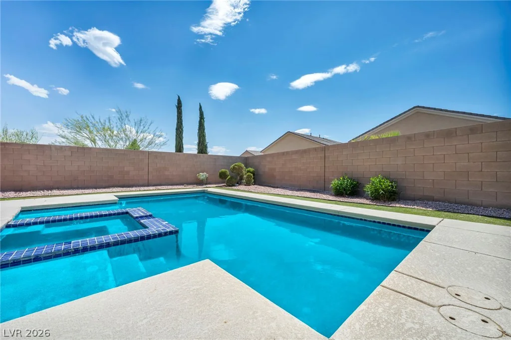 2449 Daks Loden, Henderson, NV 89044