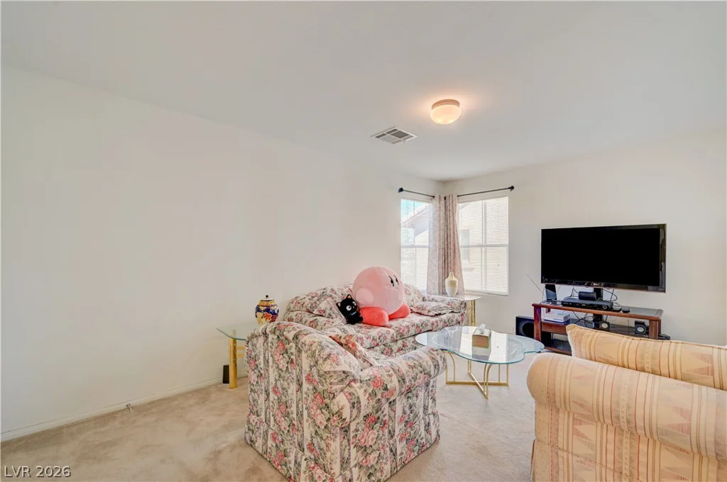 7012 Grand Junction, Las Vegas, NV 89179