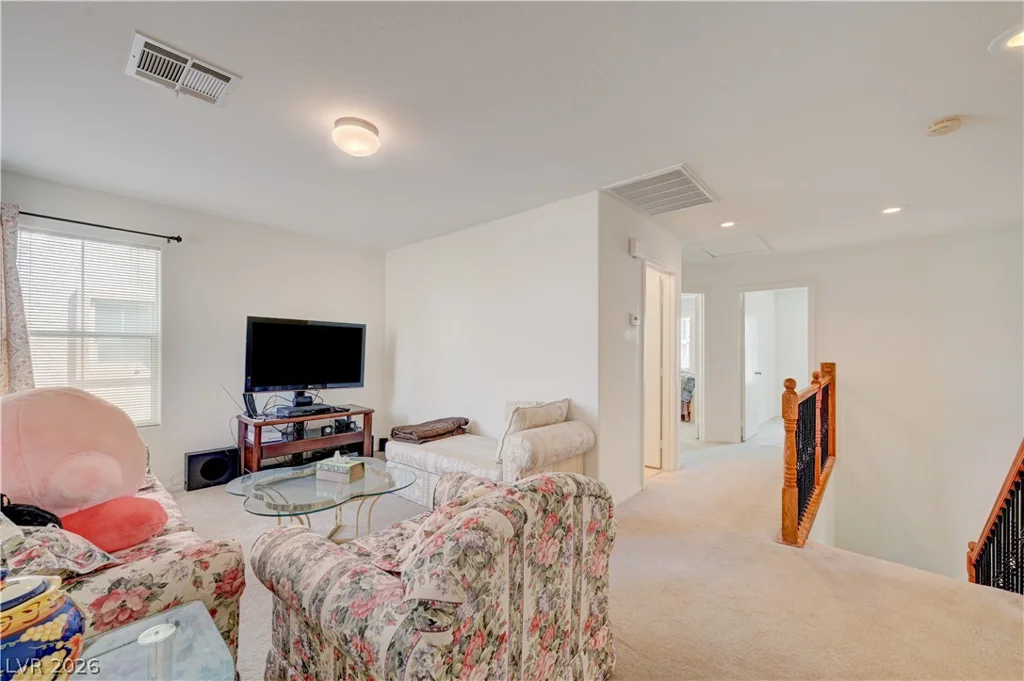 7012 Grand Junction, Las Vegas, NV 89179
