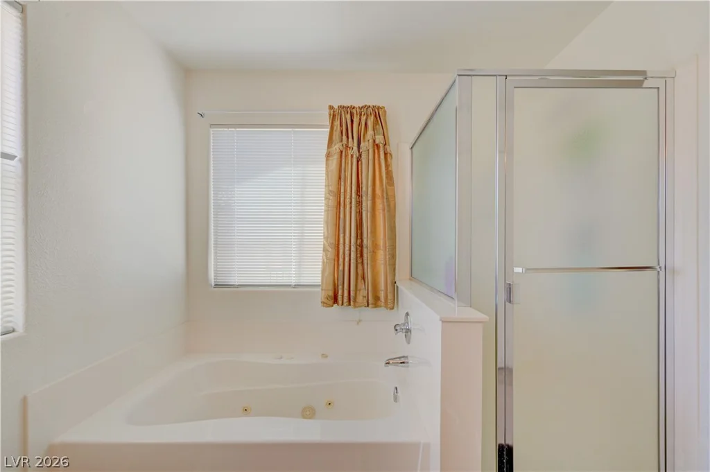 7012 Grand Junction, Las Vegas, NV 89179