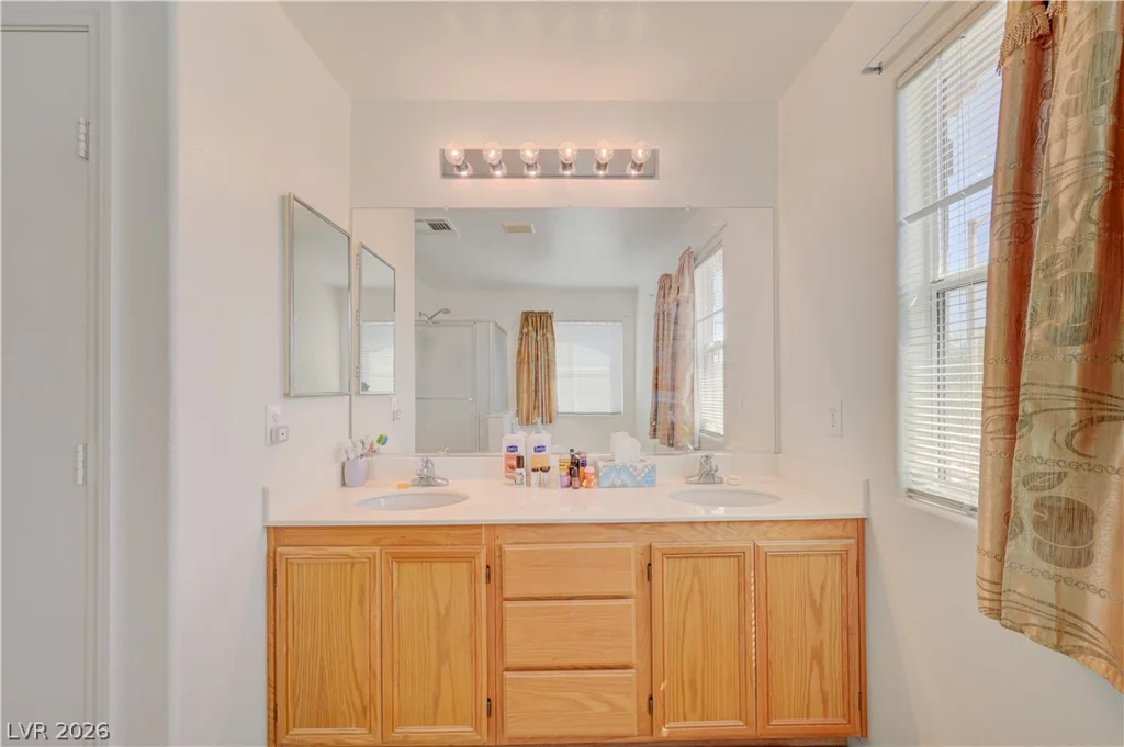 7012 Grand Junction, Las Vegas, NV 89179