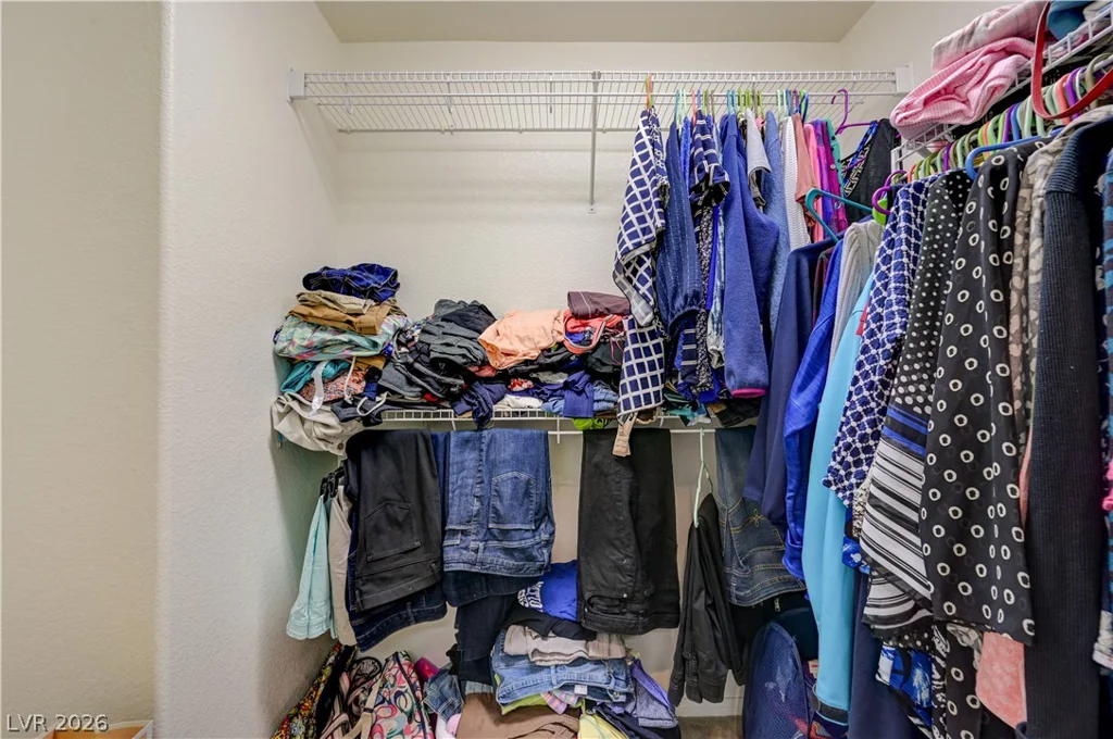 7012 Grand Junction, Las Vegas, NV 89179