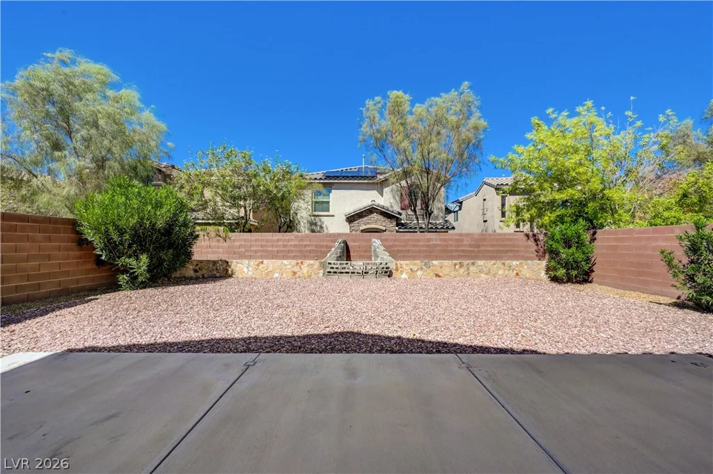7012 Grand Junction, Las Vegas, NV 89179