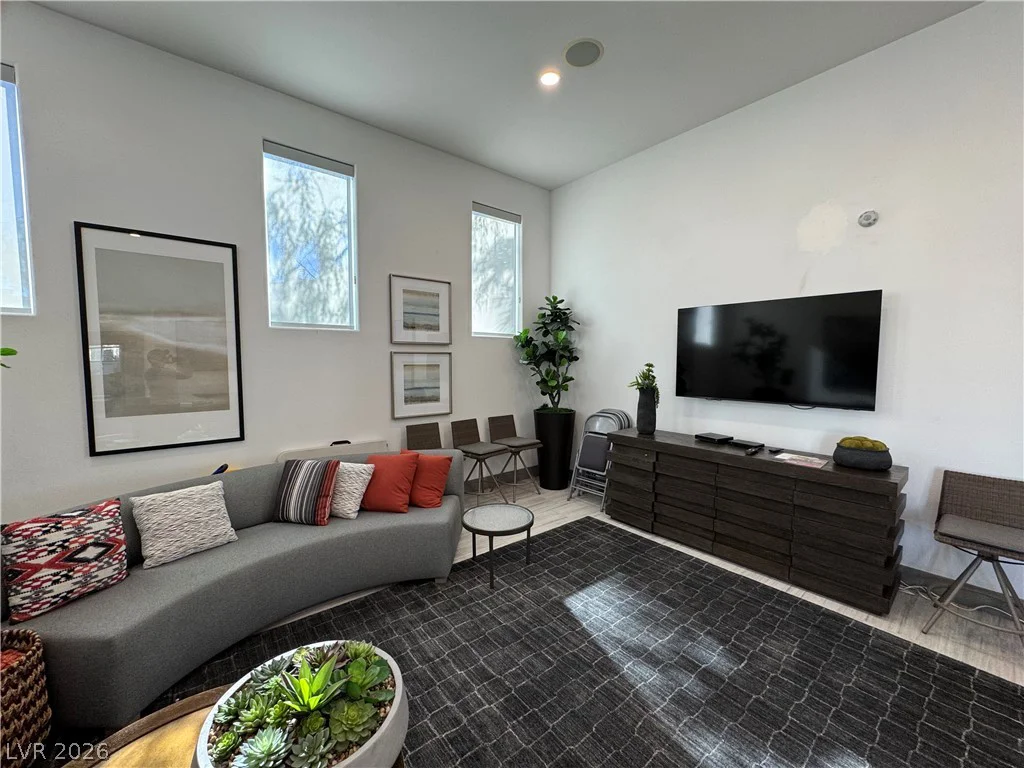 2555 Hampton, Henderson, NV 89052
