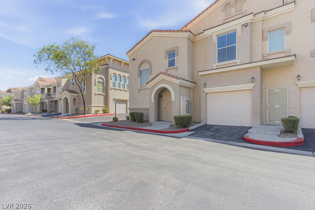 10550 Alexander, Las Vegas, NV 89129