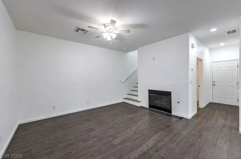 1044 Creeping Zinnia, Las Vegas, NV 89138
