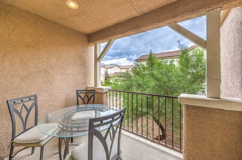 1044 Creeping Zinnia, Las Vegas, NV 89138
