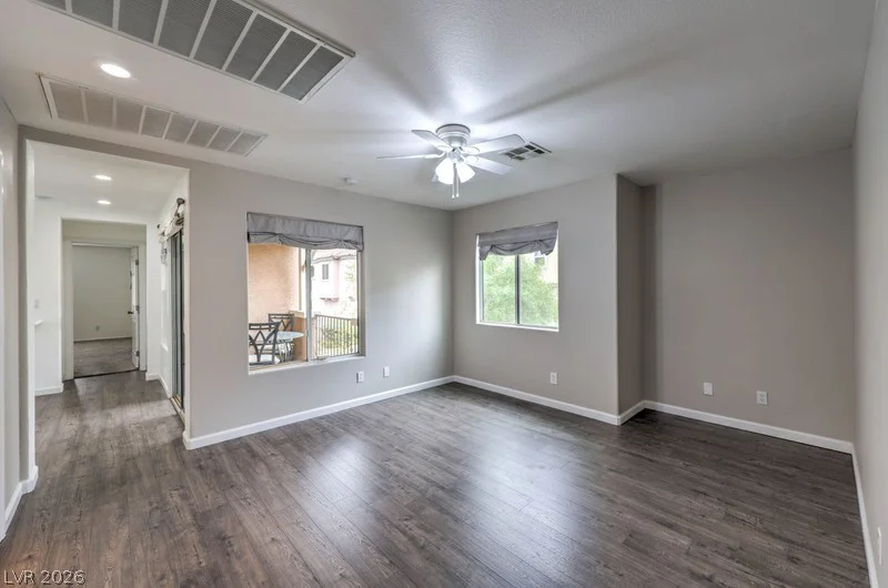 1044 Creeping Zinnia, Las Vegas, NV 89138