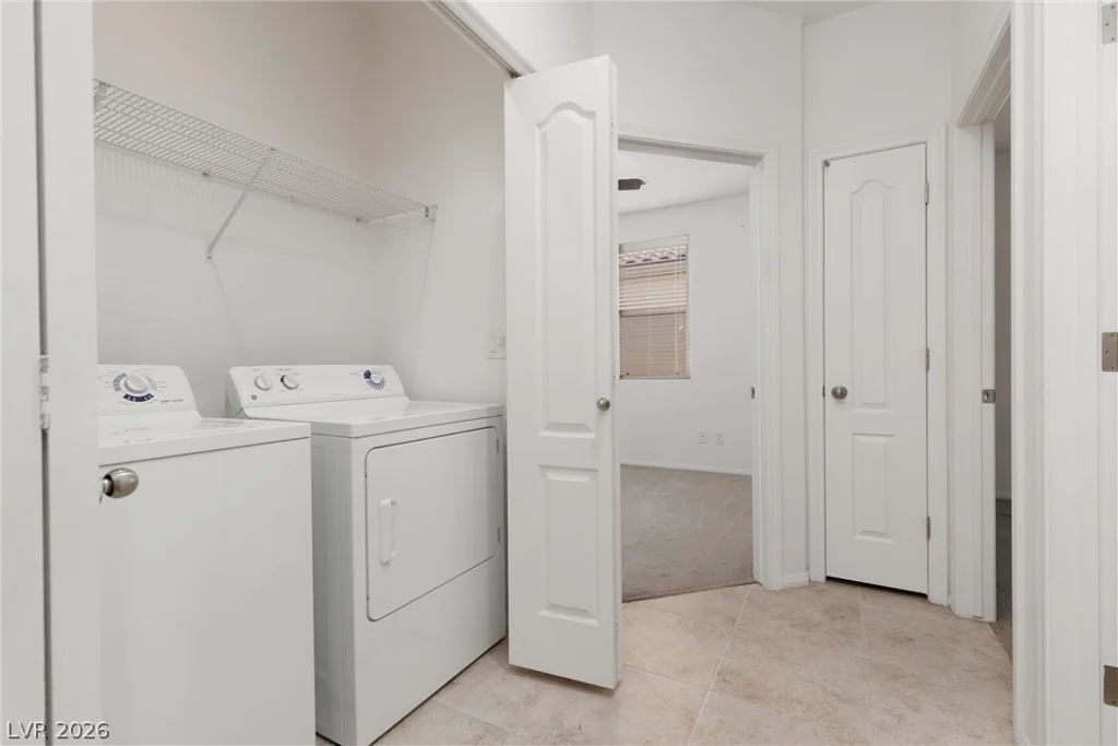 704 Bridgeford, Henderson, NV 89011