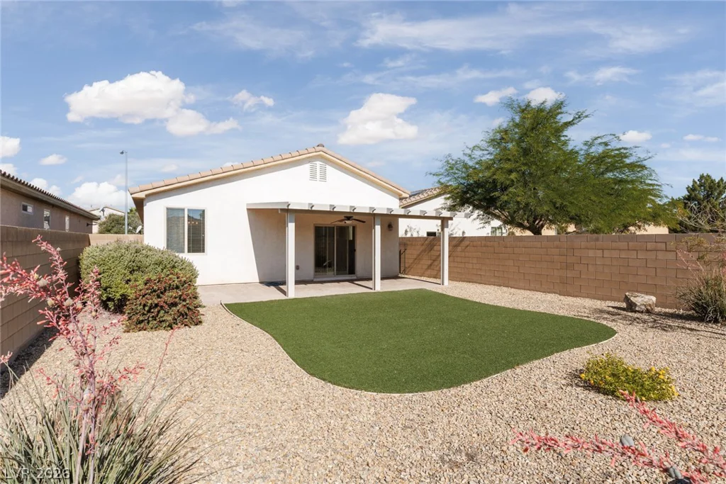 704 Bridgeford, Henderson, NV 89011