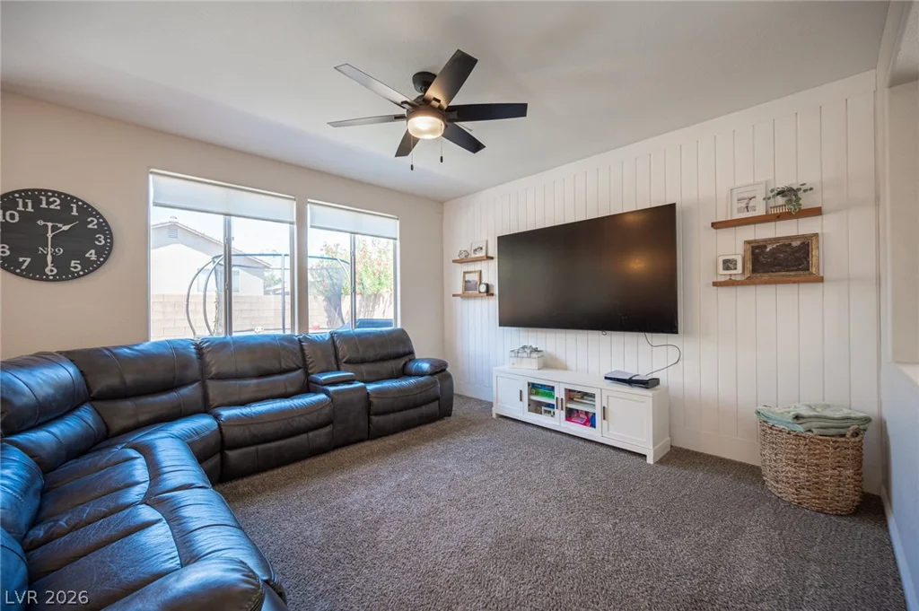 10646 Streamside, Las Vegas, NV 89129