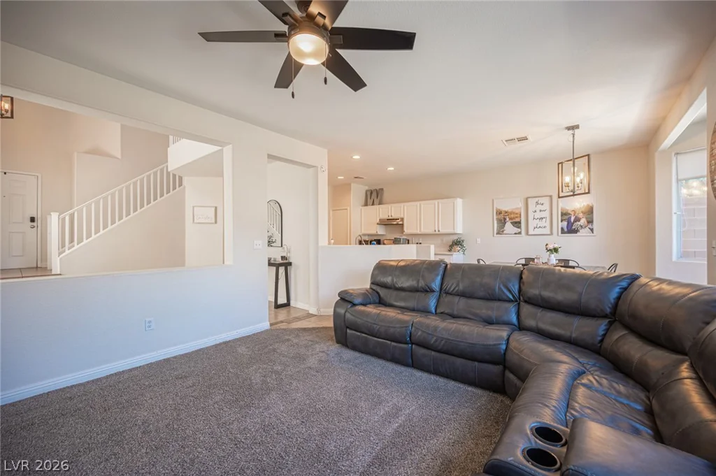 10646 Streamside, Las Vegas, NV 89129