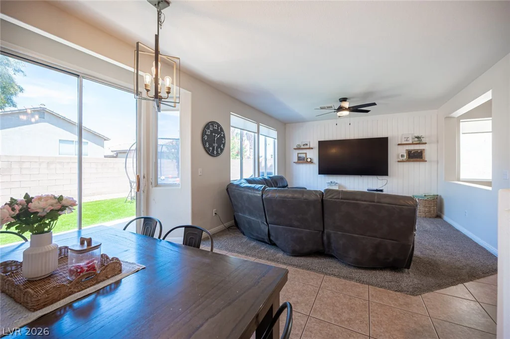 10646 Streamside, Las Vegas, NV 89129