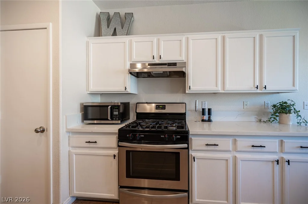 10646 Streamside, Las Vegas, NV 89129
