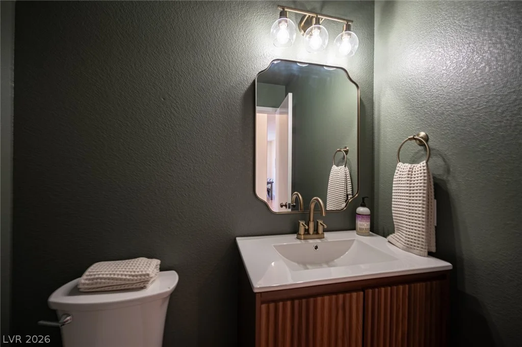 10646 Streamside, Las Vegas, NV 89129