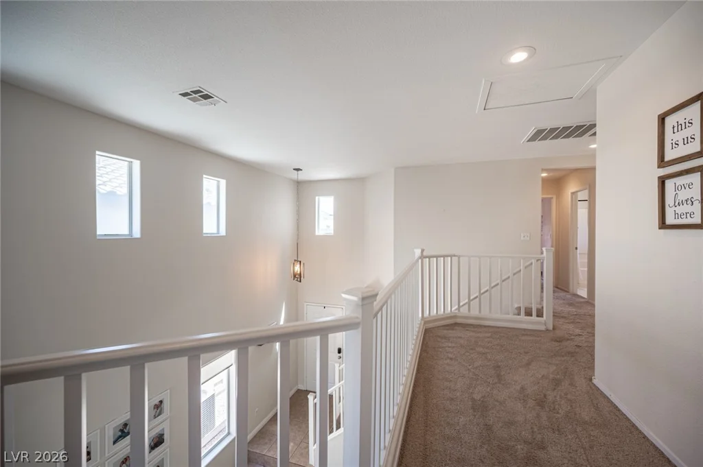 10646 Streamside, Las Vegas, NV 89129