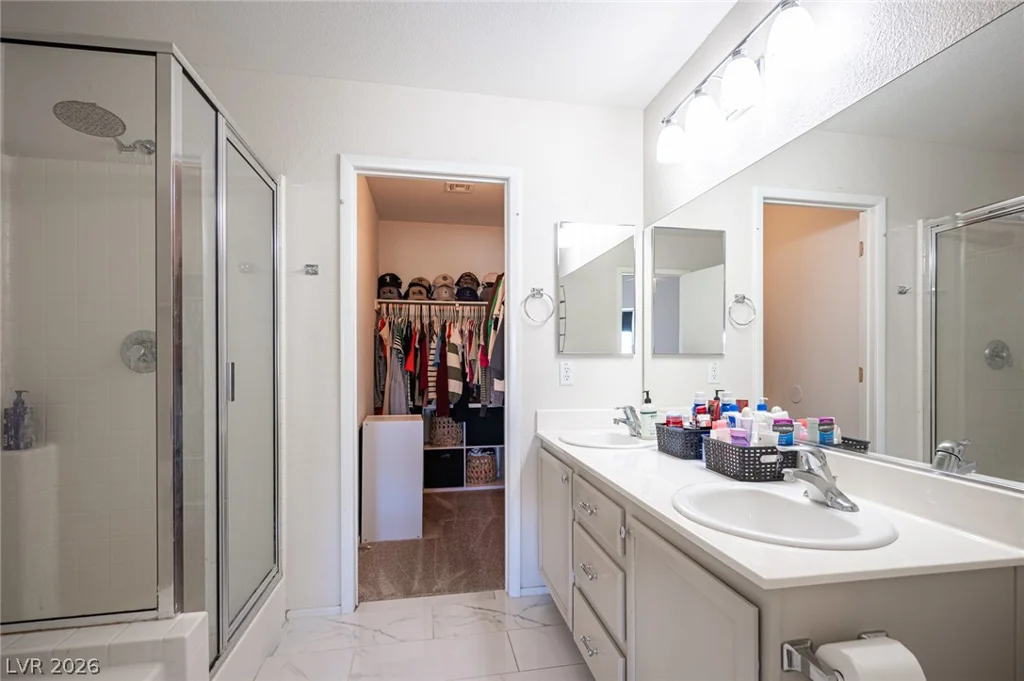 10646 Streamside, Las Vegas, NV 89129