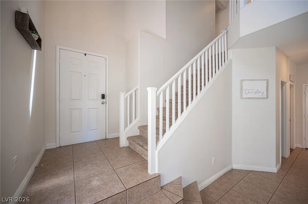 10646 Streamside, Las Vegas, NV 89129