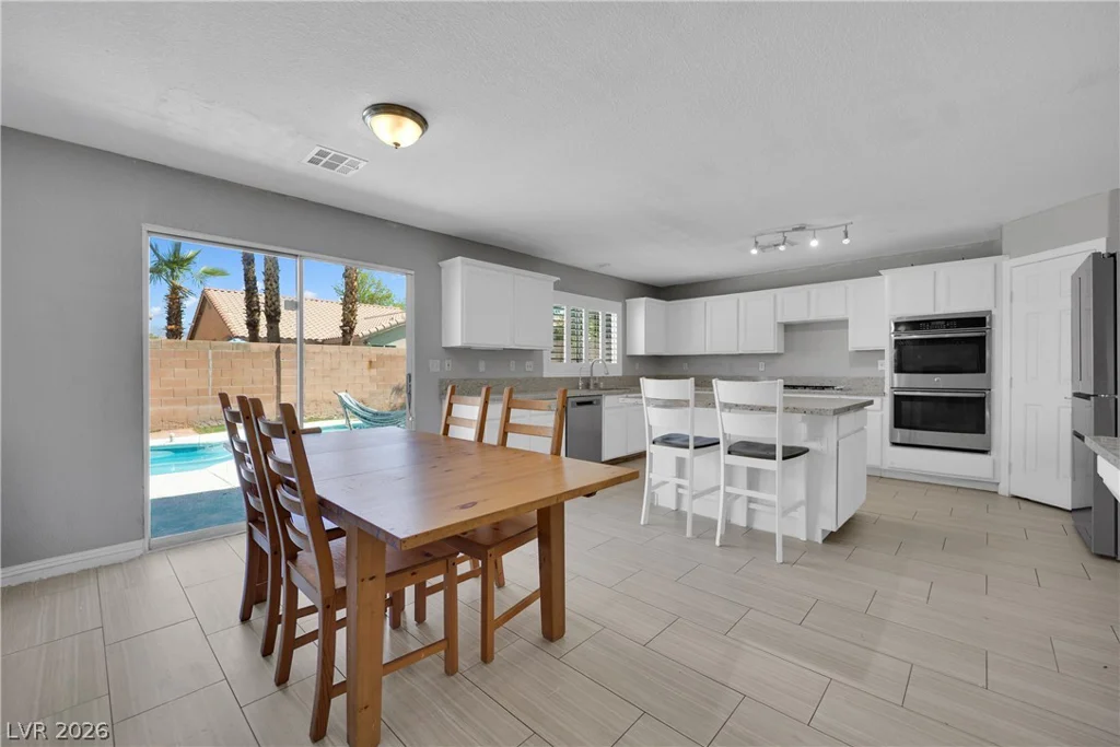2120 Royal Caribbean, North Las Vegas, NV 89031