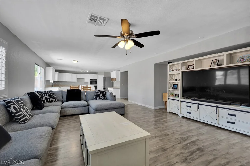 2120 Royal Caribbean, North Las Vegas, NV 89031