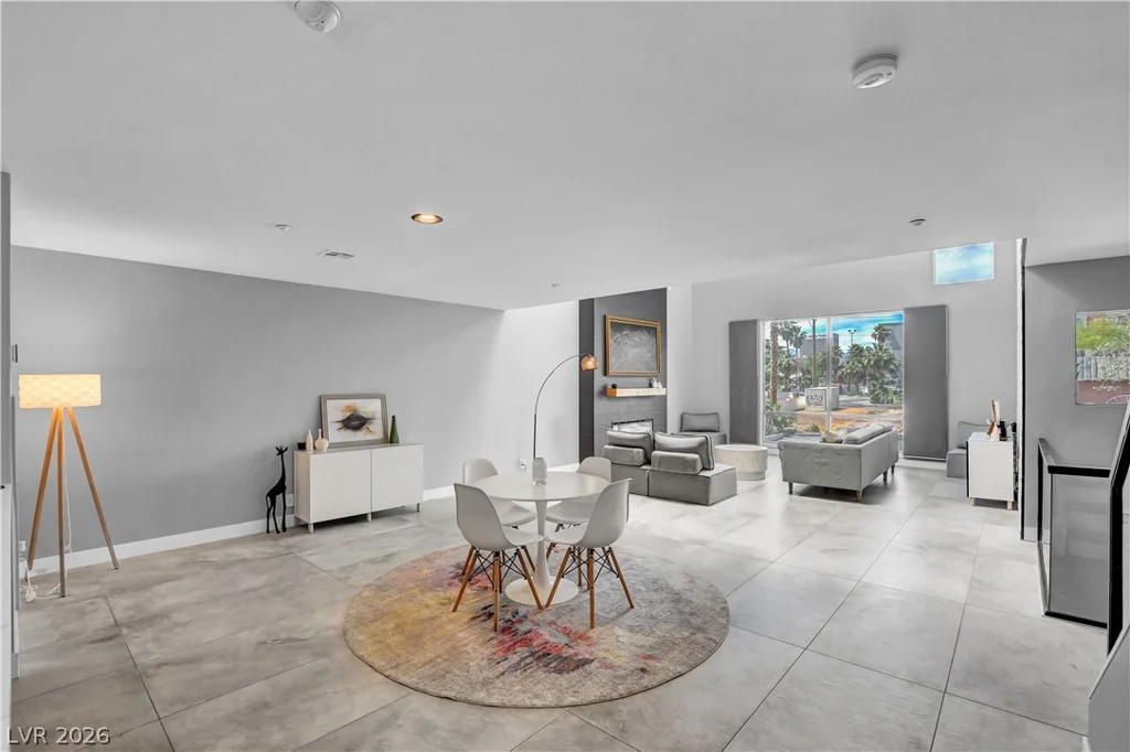 121 11th, Las Vegas, NV 89101
