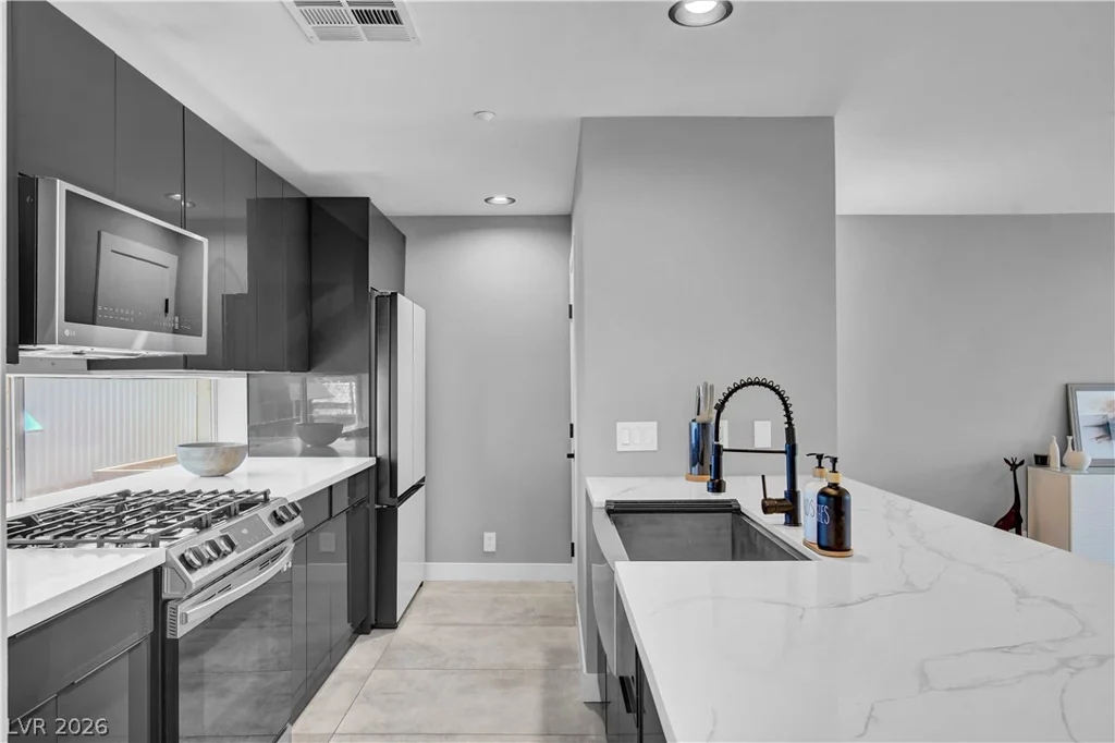 121 11th, Las Vegas, NV 89101