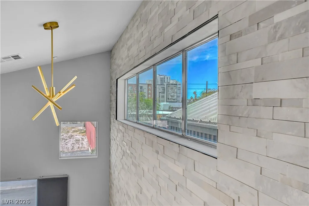 121 11th, Las Vegas, NV 89101