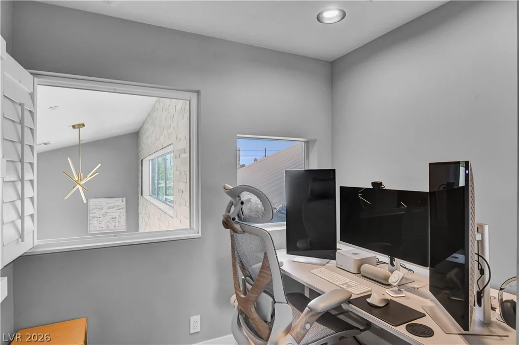 121 11th, Las Vegas, NV 89101