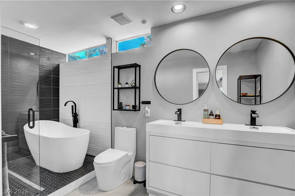 121 11th, Las Vegas, NV 89101