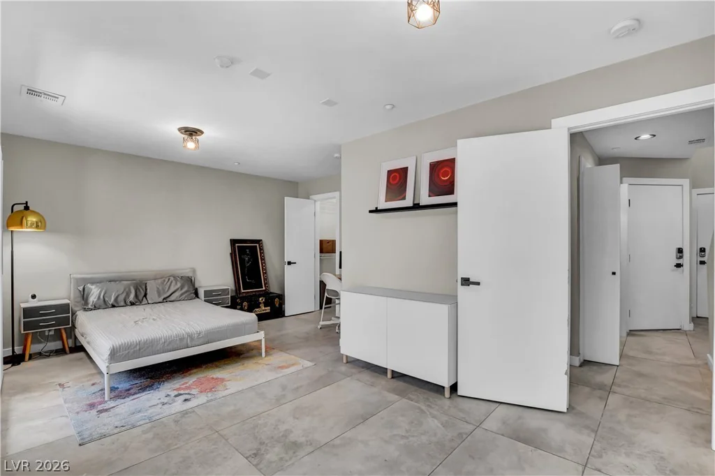 121 11th, Las Vegas, NV 89101