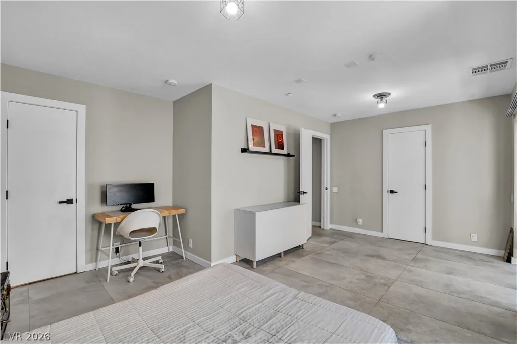 121 11th, Las Vegas, NV 89101