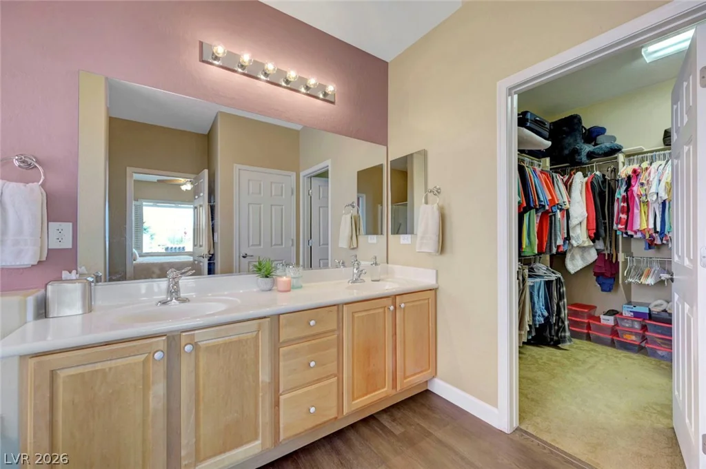 2700 Rue Montpellier, Henderson, NV 89044