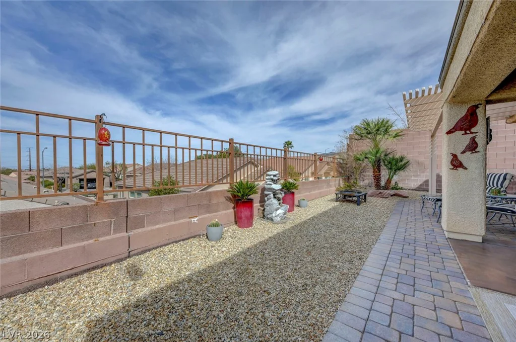 2700 Rue Montpellier, Henderson, NV 89044
