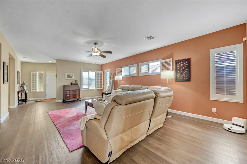 2700 Rue Montpellier, Henderson, NV 89044