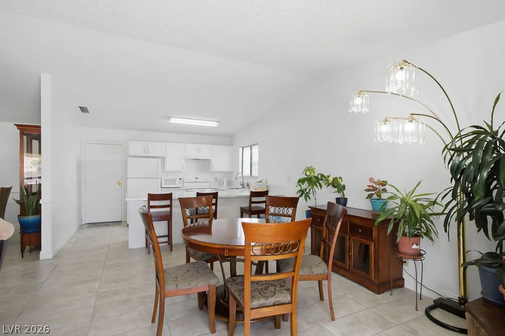 2424 La Luna, Henderson, NV 89014