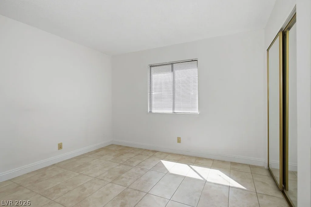 2424 La Luna, Henderson, NV 89014