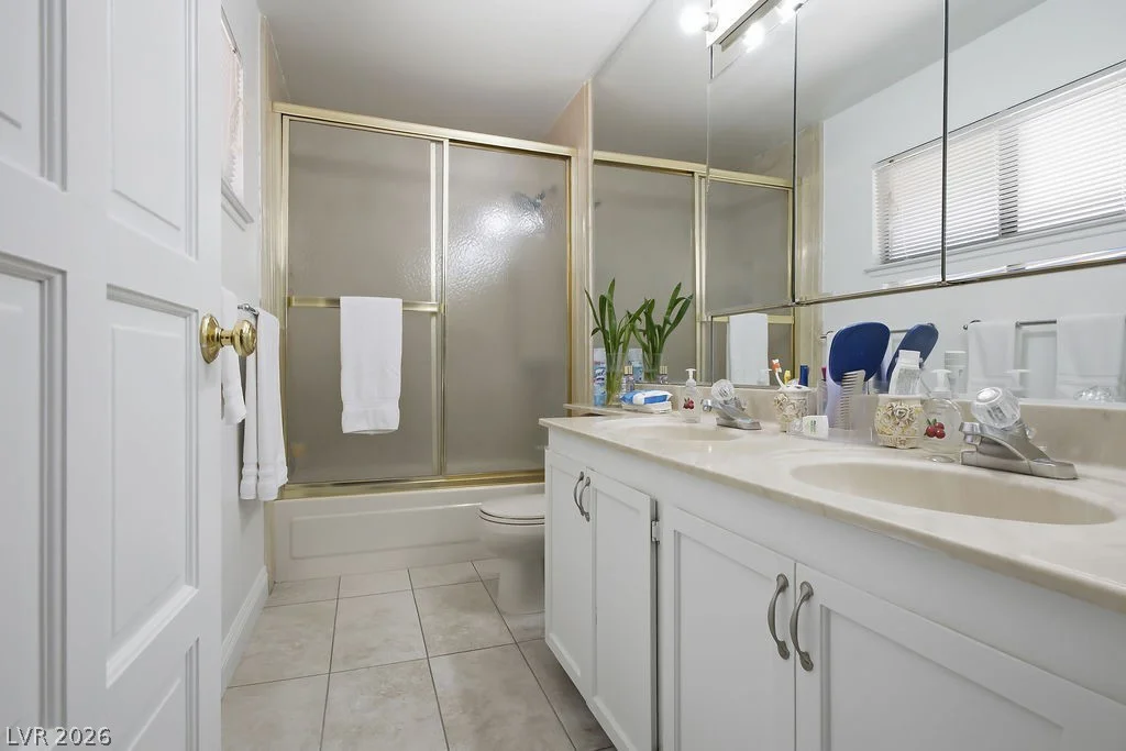 2424 La Luna, Henderson, NV 89014