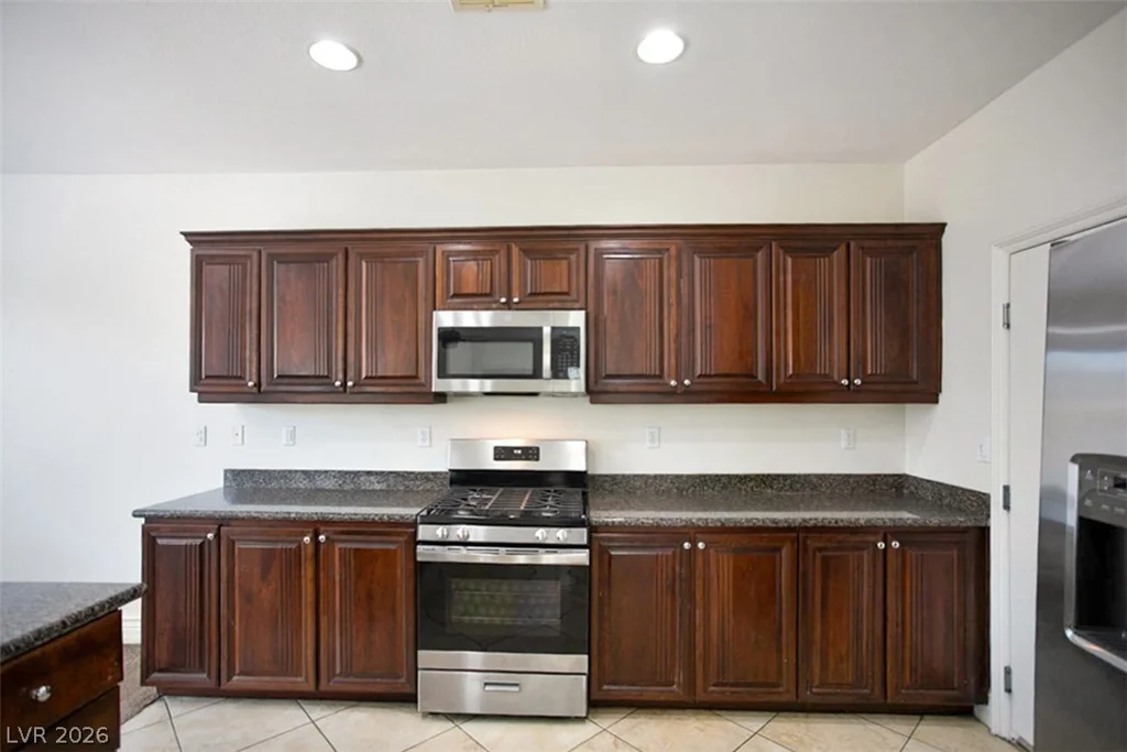 124 Water Hazard, Las Vegas, NV 89148