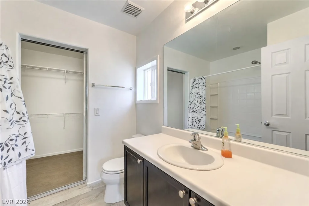 9068 Alluring, Las Vegas, NV 89149