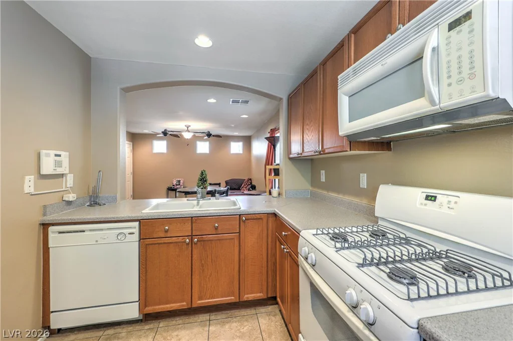 9068 Alluring, Las Vegas, NV 89149