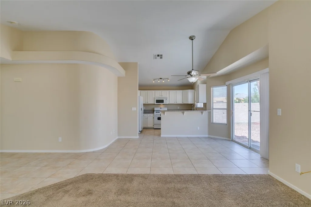 8020 Mt Harris, Las Vegas, NV 89145