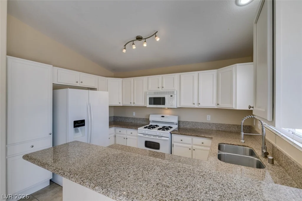 8020 Mt Harris, Las Vegas, NV 89145
