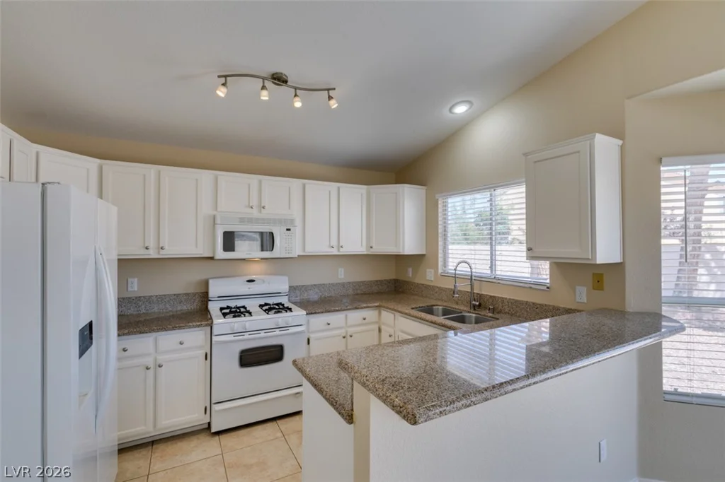 8020 Mt Harris, Las Vegas, NV 89145