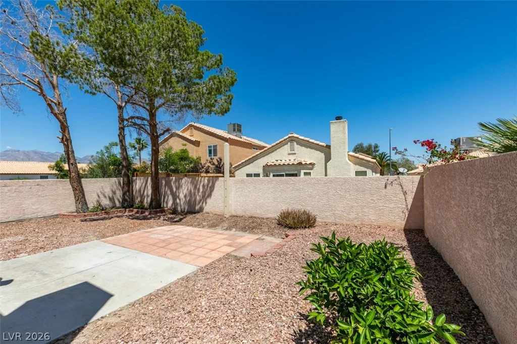 8020 Mt Harris, Las Vegas, NV 89145