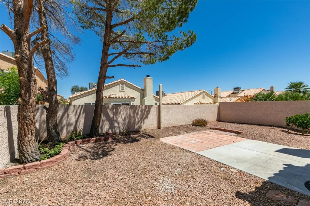 8020 Mt Harris, Las Vegas, NV 89145